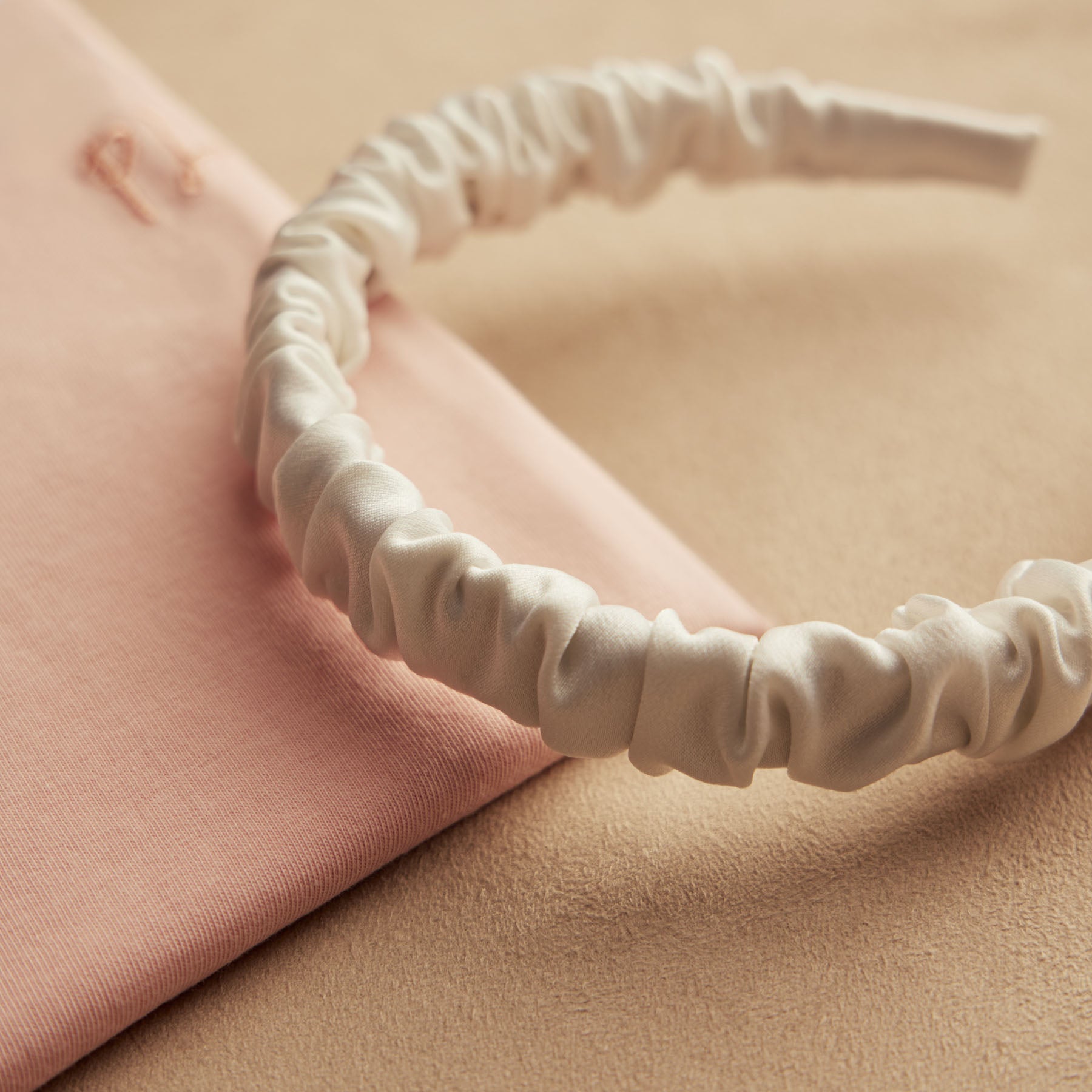 Pepi Lou Gift Box 🎁 Γυναικεία Αξεσουάρ Μαλλιών & Μπλουζάκι - Pink White Floral